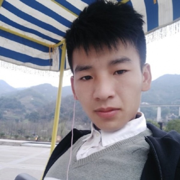 棒球专注的照片