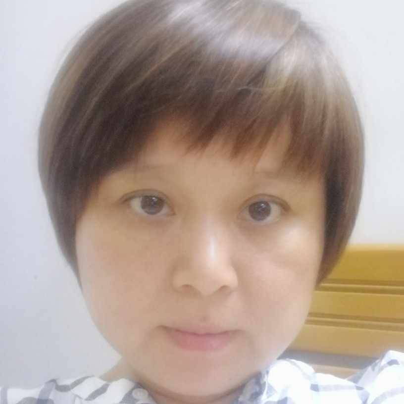 薇薇青草的照片