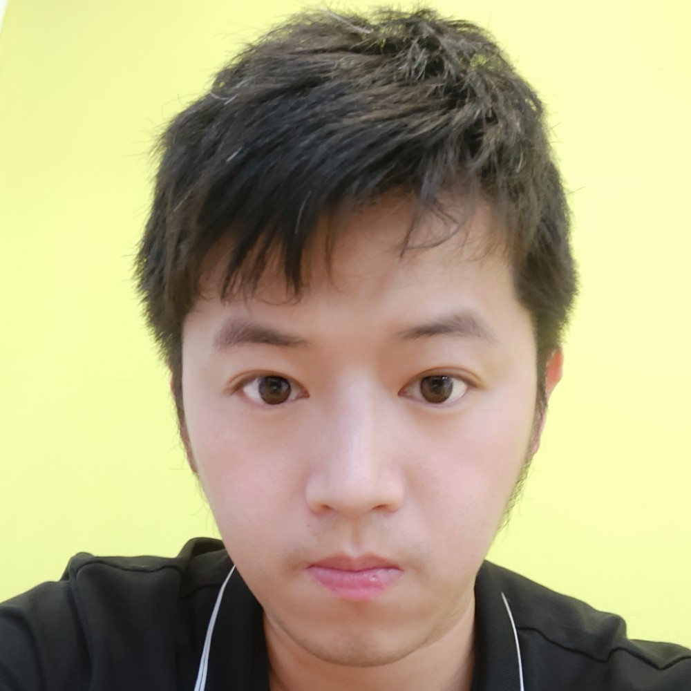 红尘哭泣卡卡的照片