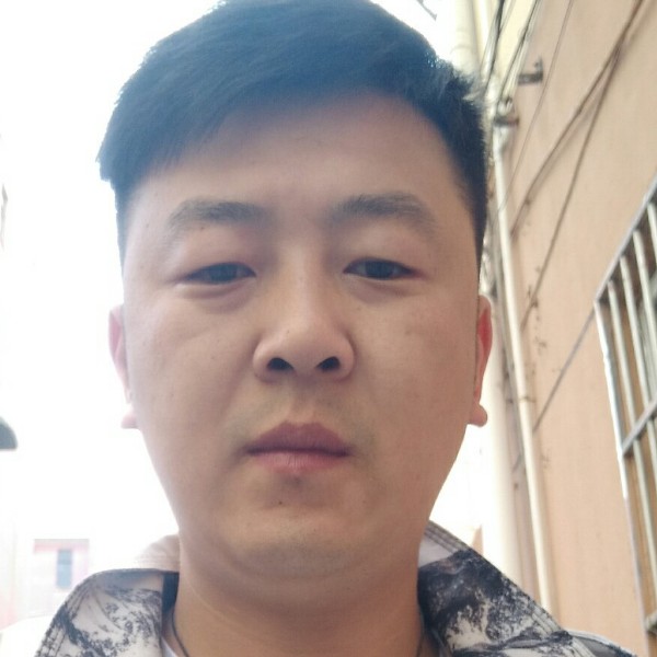 武凯的照片