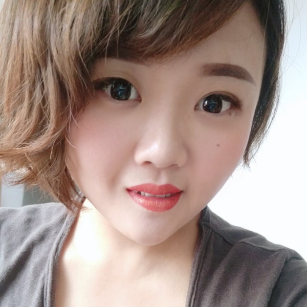 小花豹。的照片