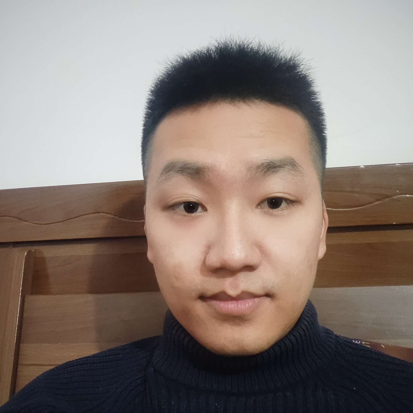 冷酷凝眸余音的照片