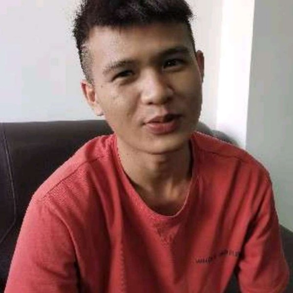 自行车爱恋羞涩的照片