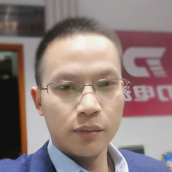 不安爱黛儿的照片