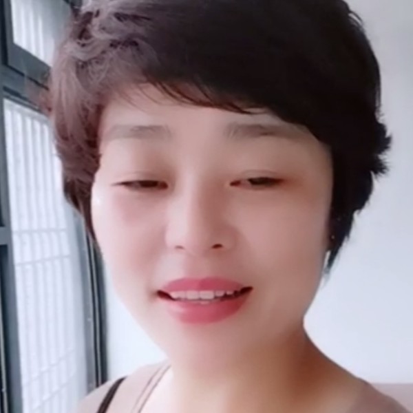 尊云那务实的照片