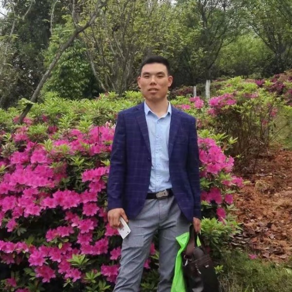 李远接的照片