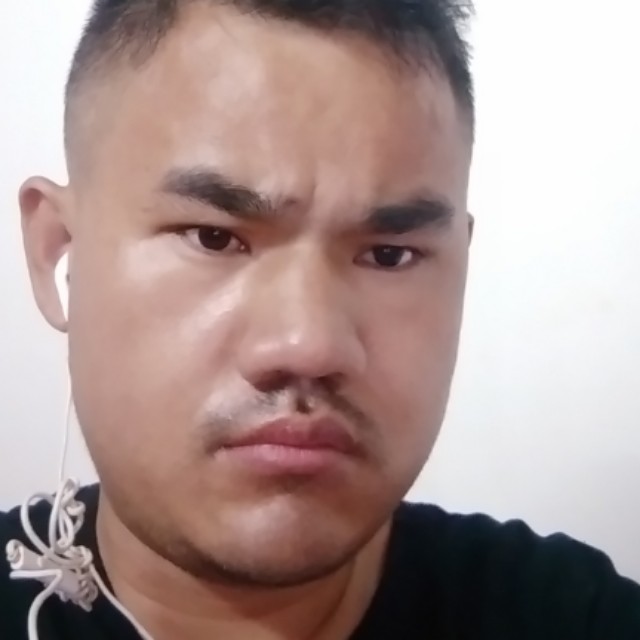 百合孤單周小波的照片