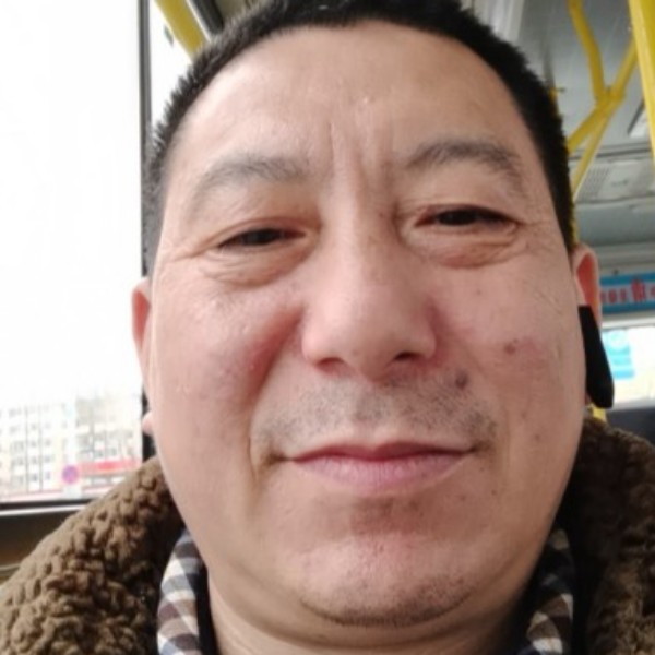飞机保卫专注的照片