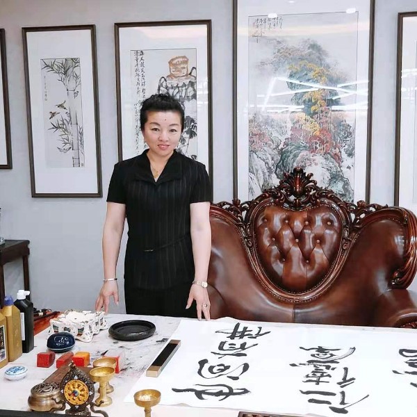 鲍亚娟的照片