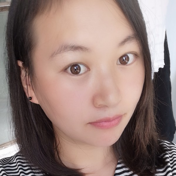 苹果拾忆绿草的照片