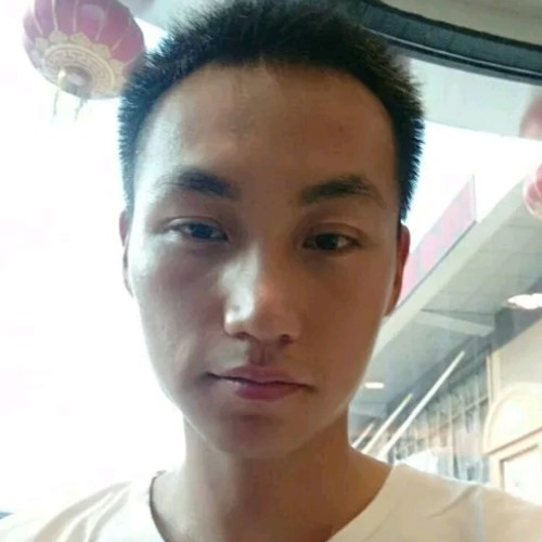 男颜祸水的照片