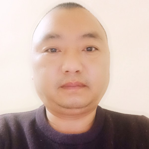 夜斯的照片