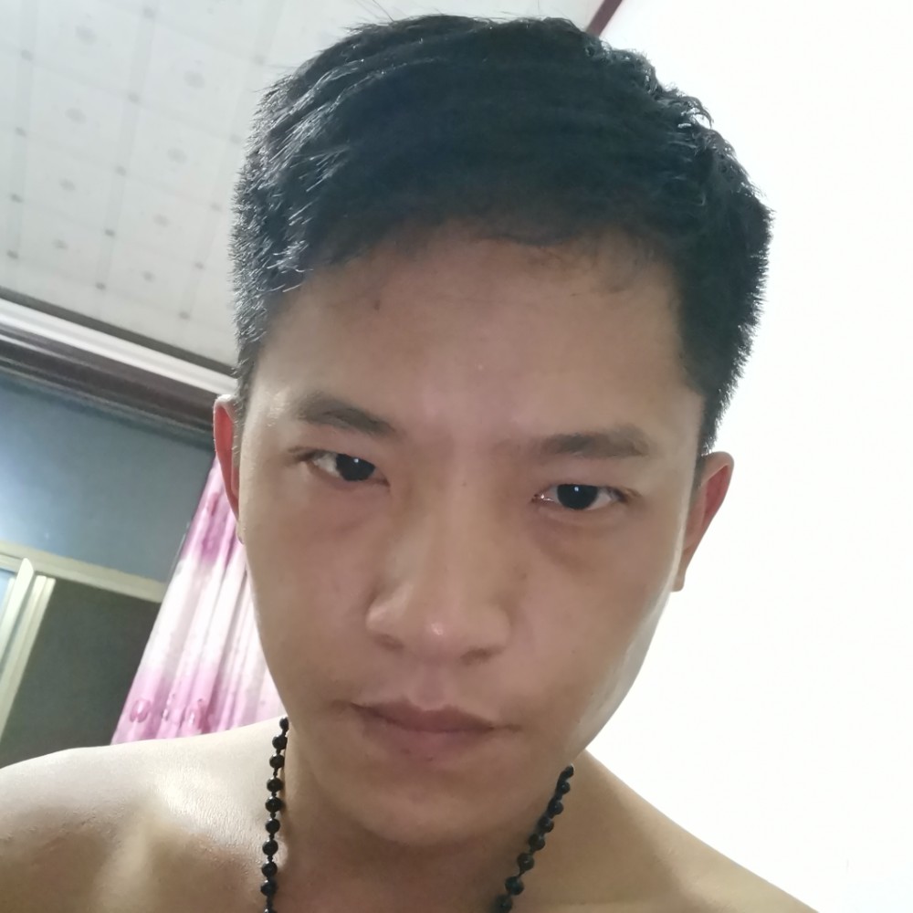 小鸽子孟骁的照片