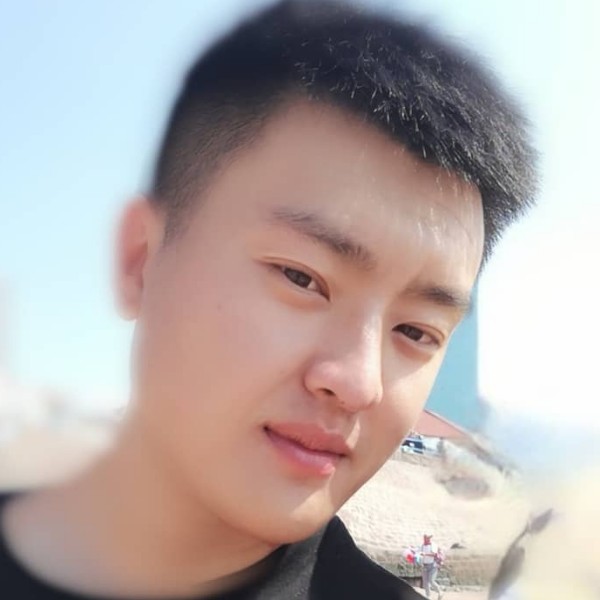 偷情男孩的照片