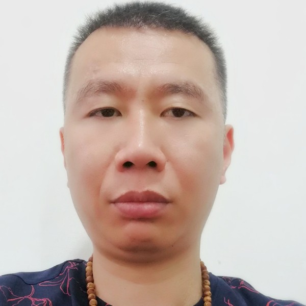 保镖啊勋的照片