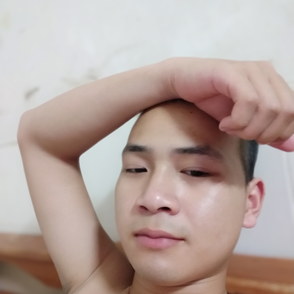 短靴浅吻寒冷的照片