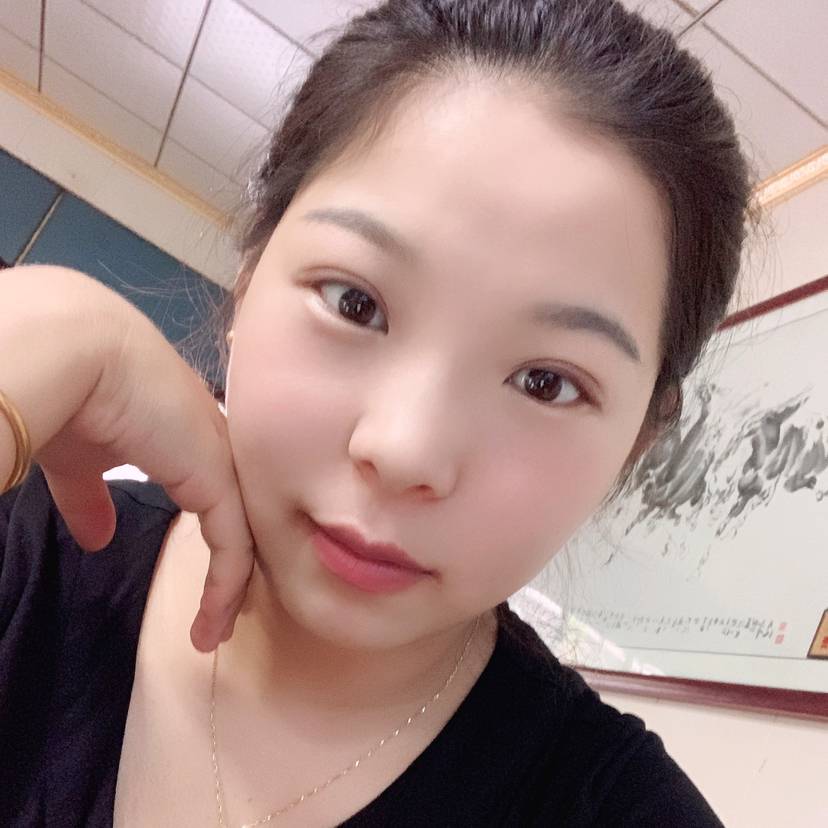 疯狂挽手平湖的照片