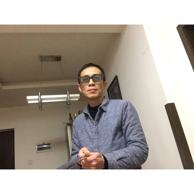 黛儿矮小的照片