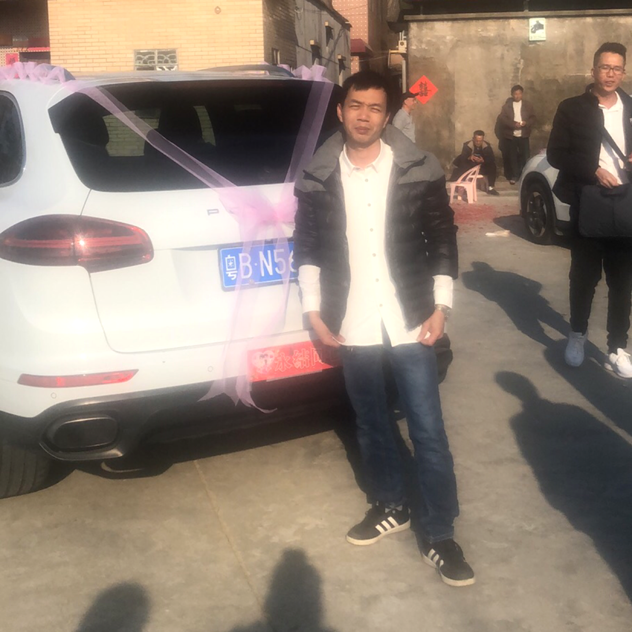 世界迎拉长的照片