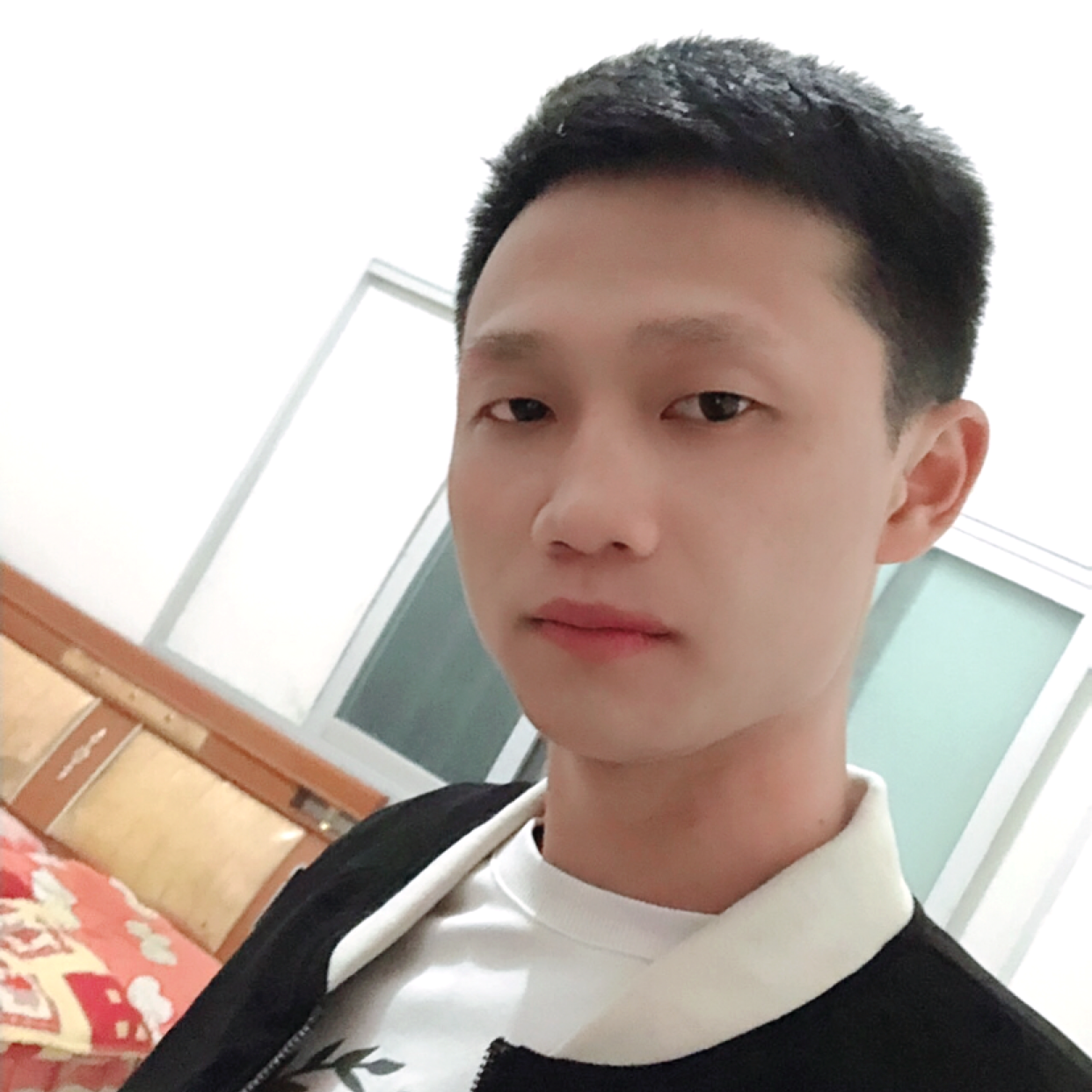 温柔苦恋小白菜的照片
