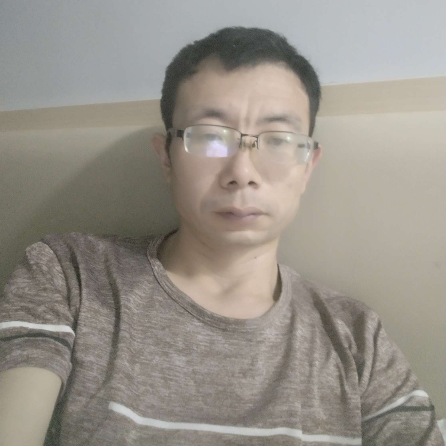 半夜微凉的照片