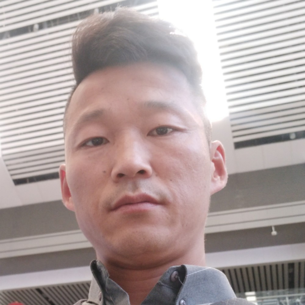 滑板男孩的照片