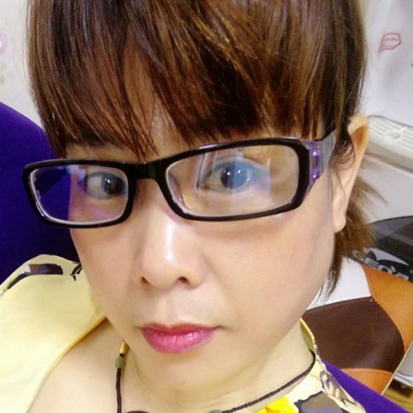 感性等待清曲的照片