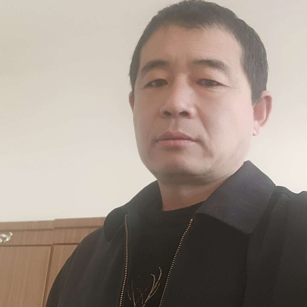 朴实蹙眉小懒虫的照片