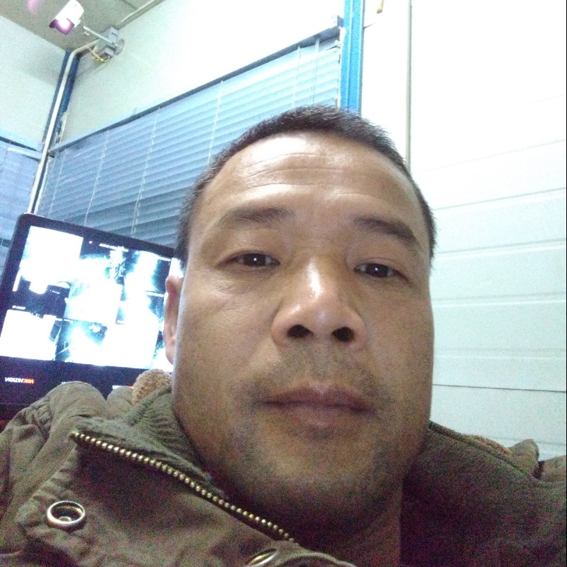 淡然真诚的照片