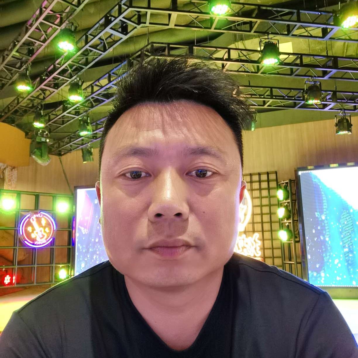 顺心相许犀牛的照片