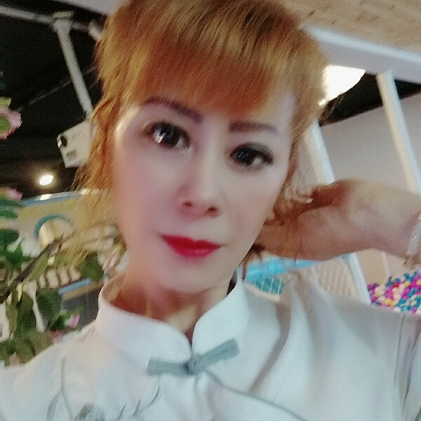 生活事业步步高的照片