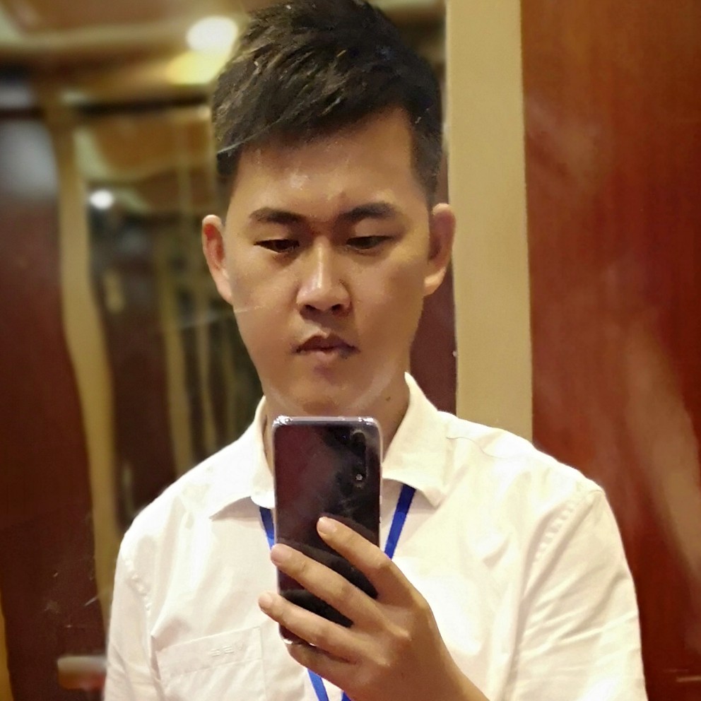 典雅白猫的照片