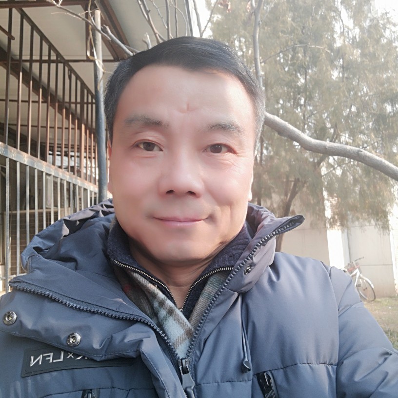 水不在深，单身的照片