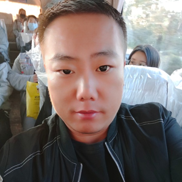 青格勒图的照片