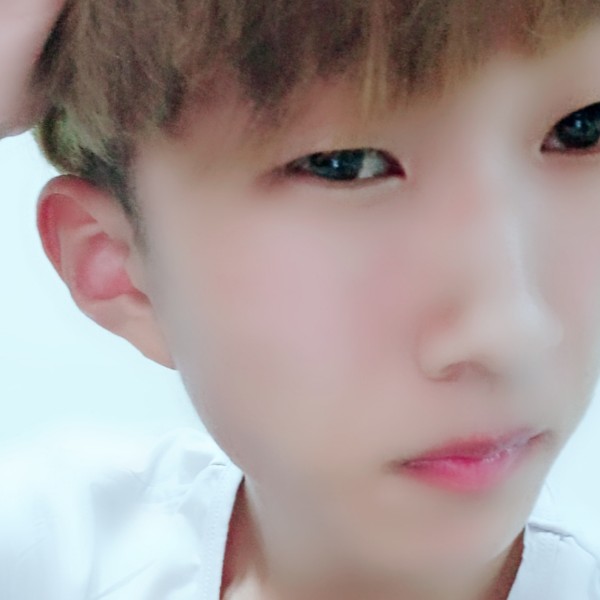 嗯哼，，的照片