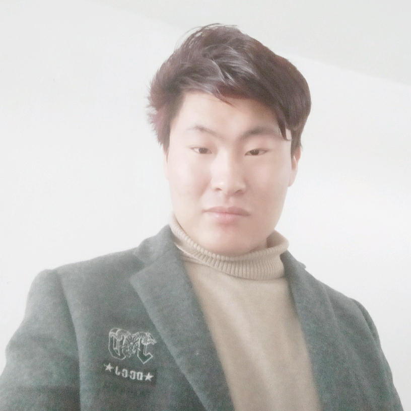 找个妻子保护她。的照片