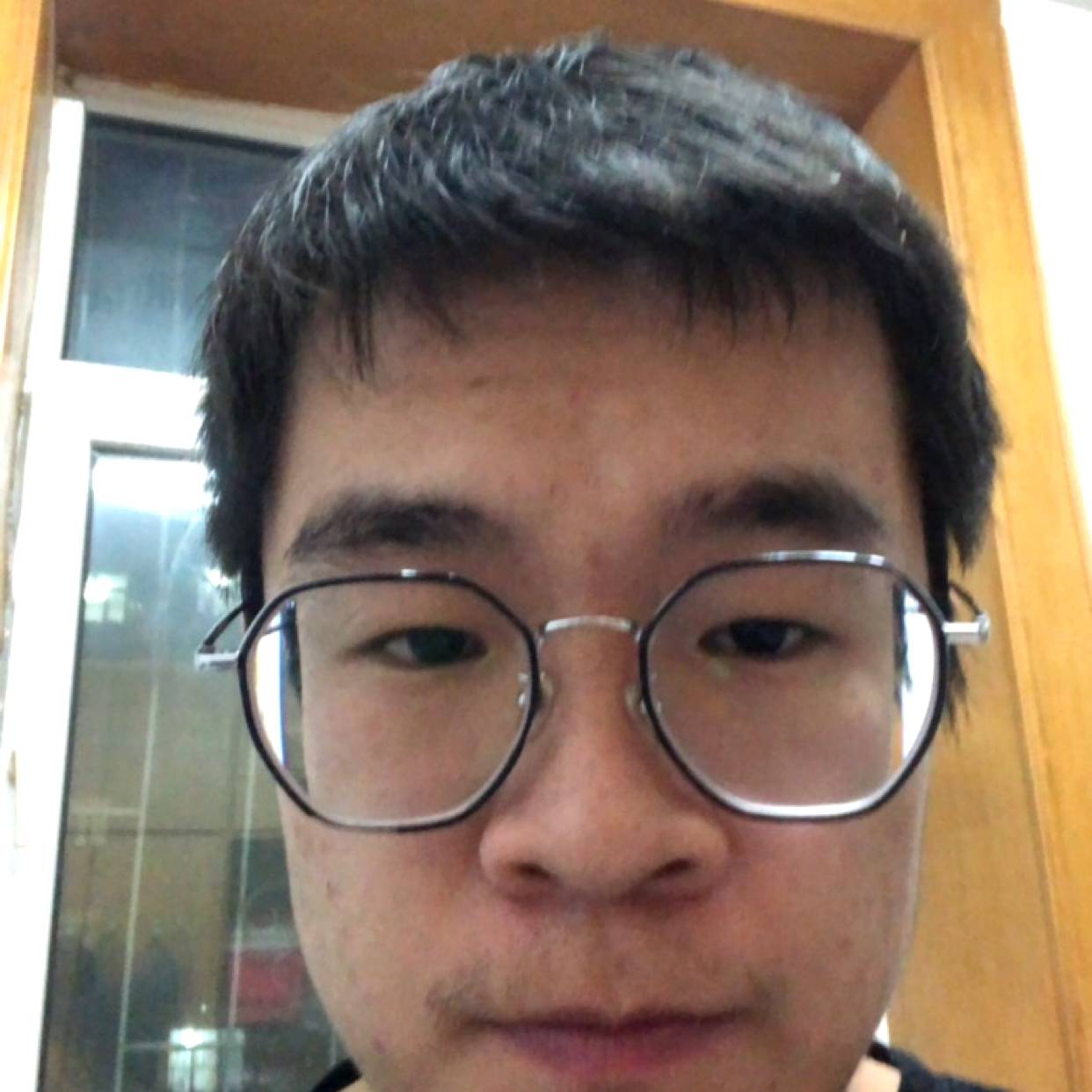 忧虑停止白羊的照片