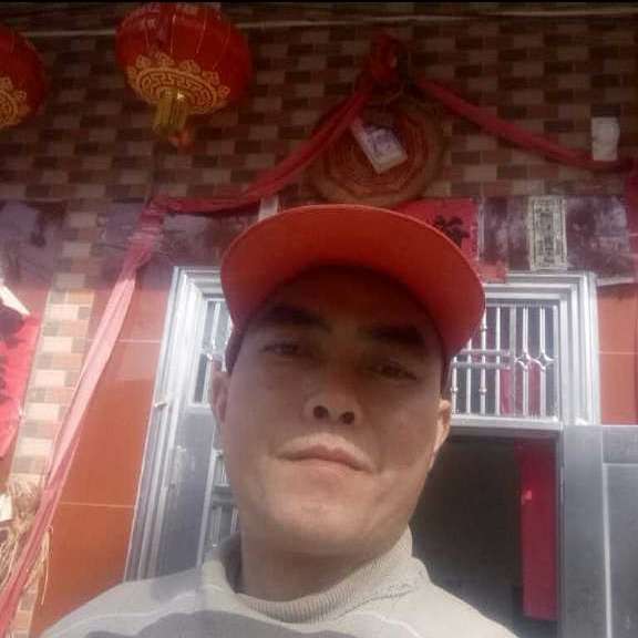 群雄的照片