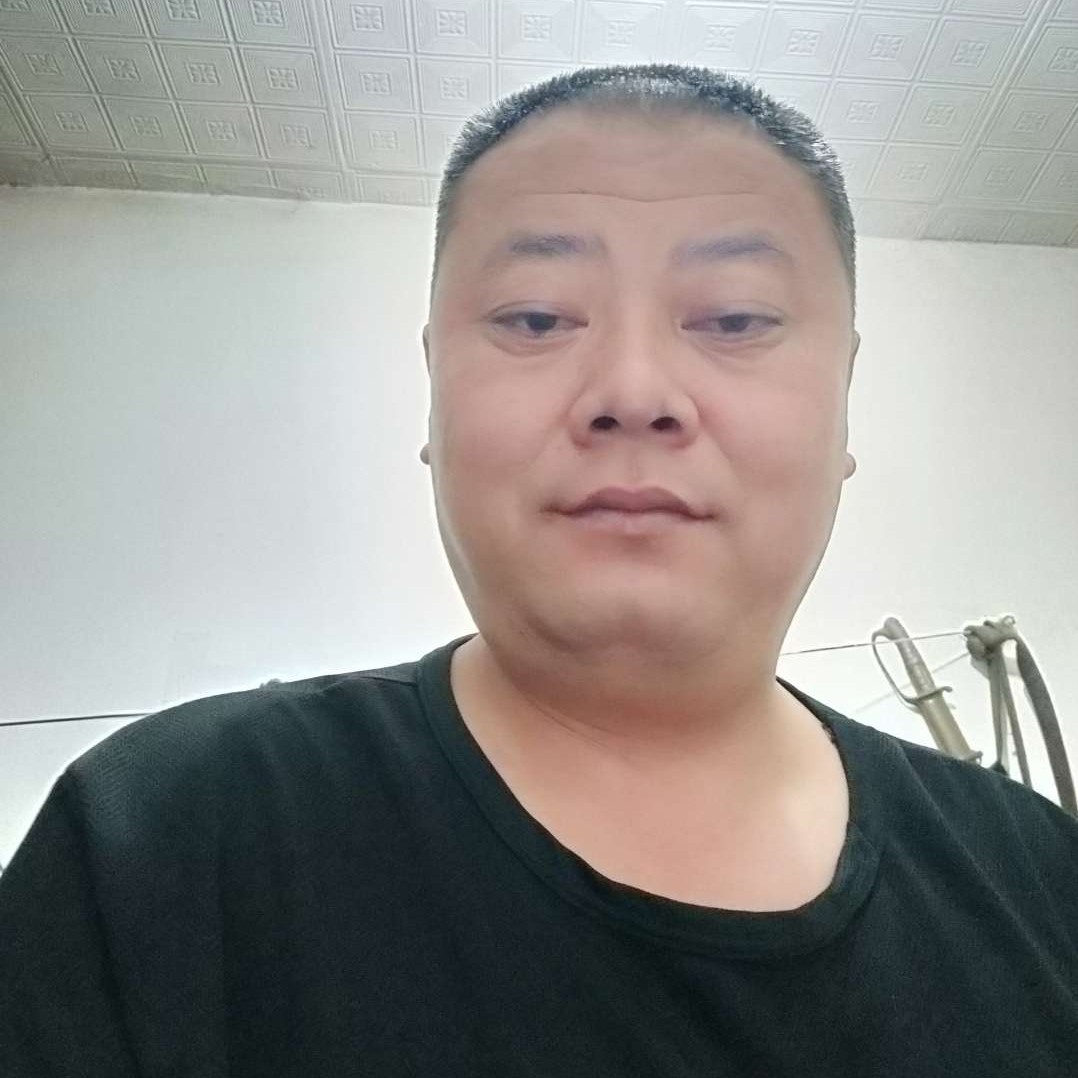 威武多么野狼的照片