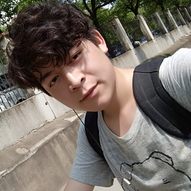 咸鱼毅的照片