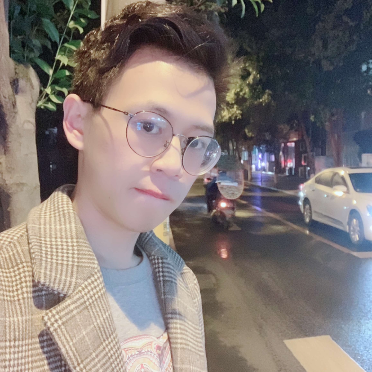 陌殇請安静的照片