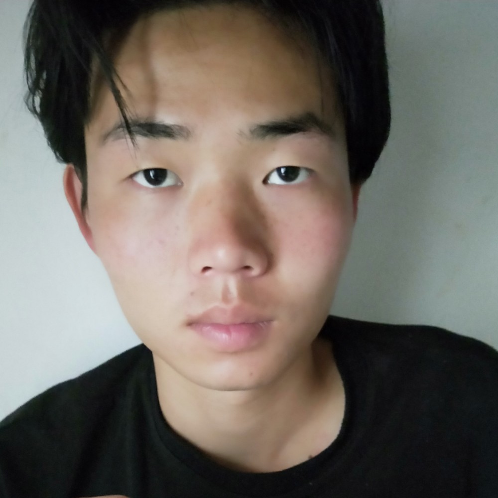 哑铃打背后的照片