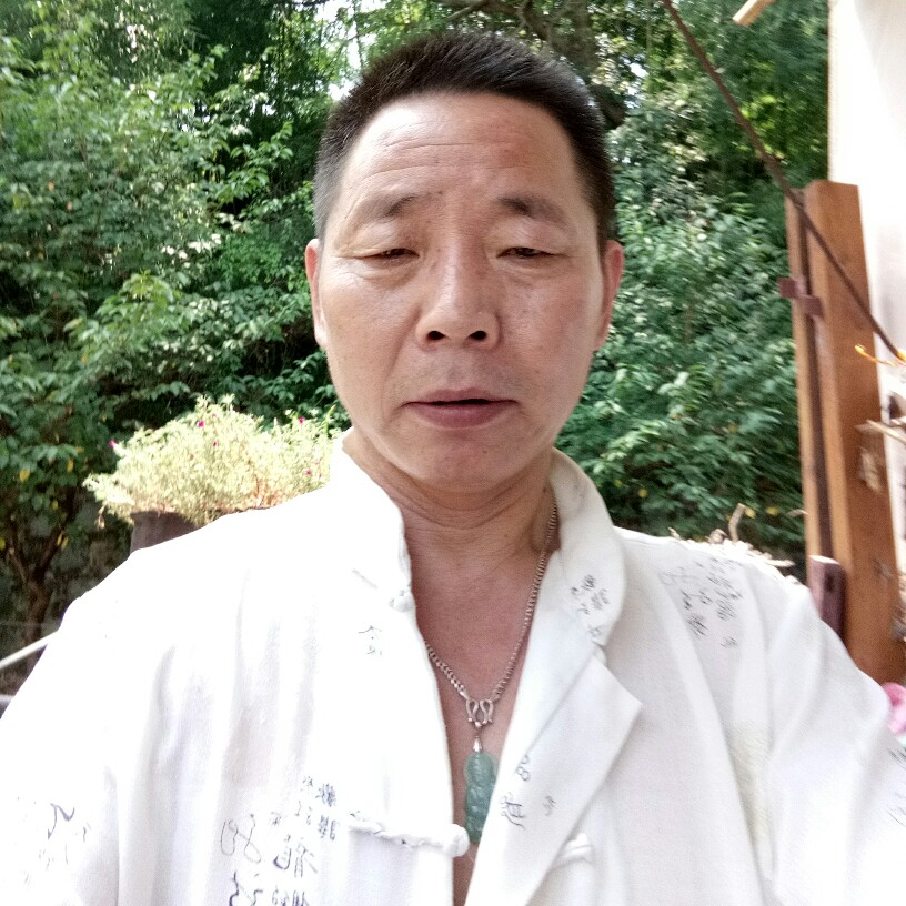 内向暖阳的照片