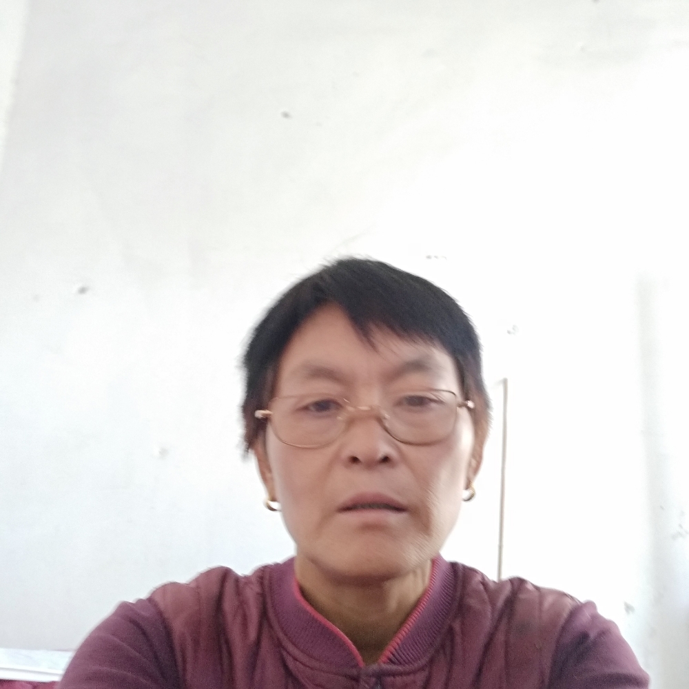 彼年心锁的照片