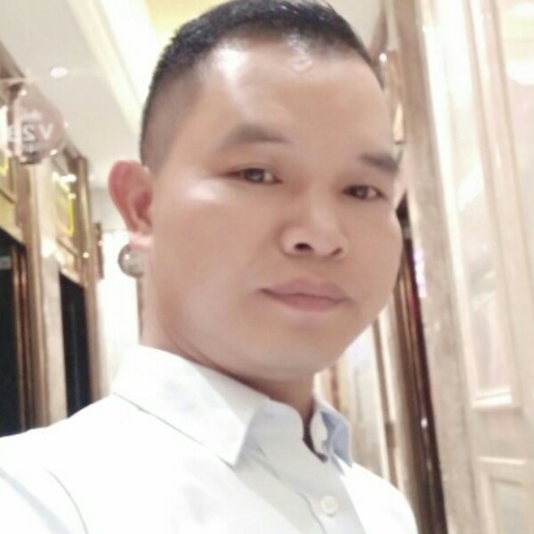 会撒娇汽车的照片