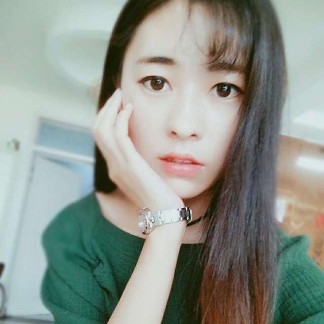 小熊猫的透彻的照片