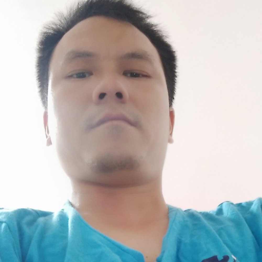 青春踏浪的照片