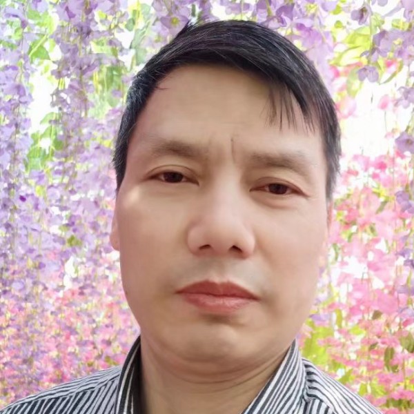 简单男人L的照片