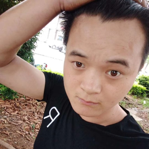 默默扯钻石的照片