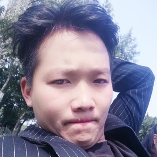 小笼包挽手成就的照片